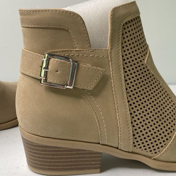 Mia Katrine Perforated Low Stack Heel Vegan Ankle Bootie Strap Buckle Size Zip - Picture 10 of 14